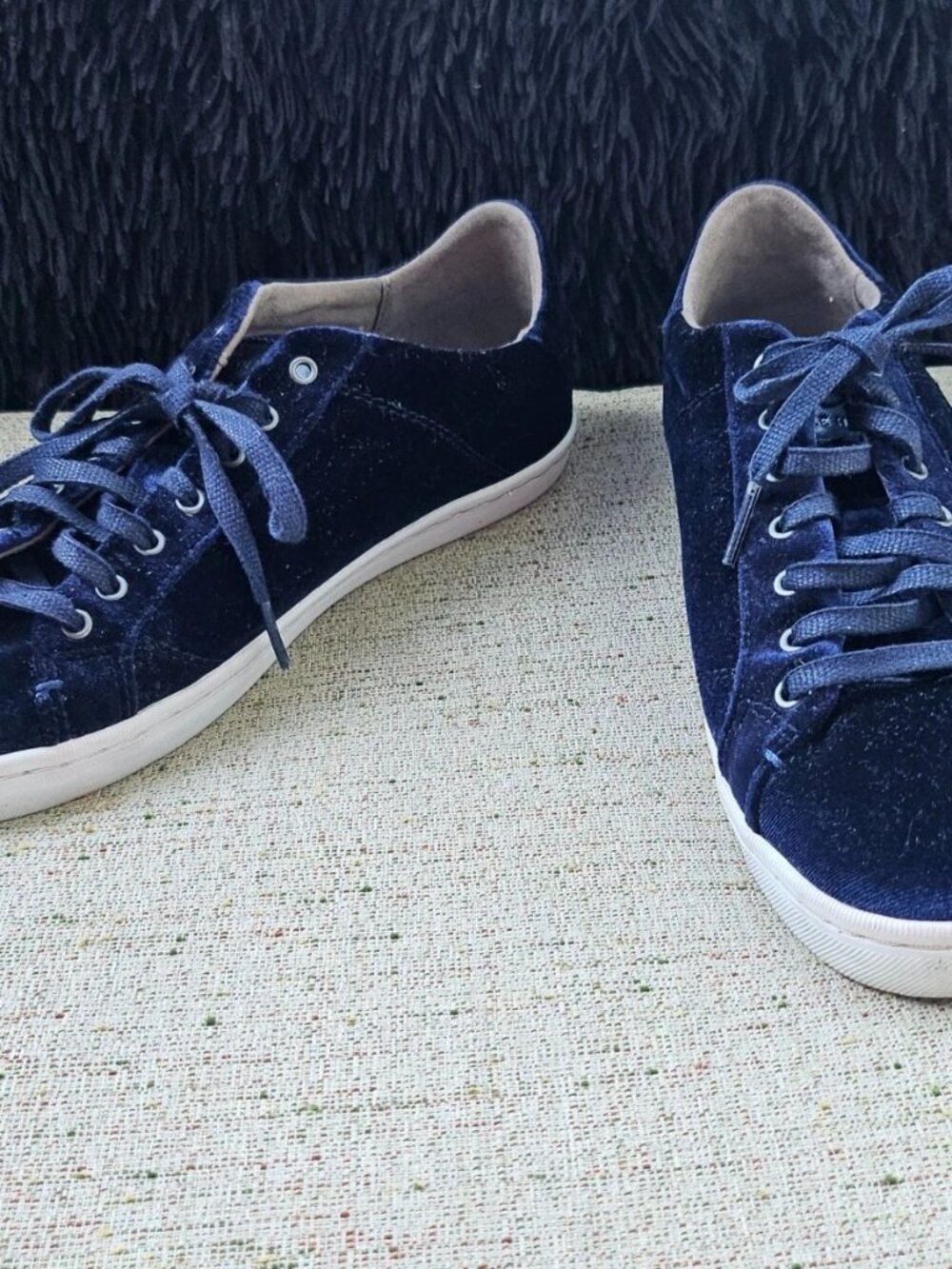 Cole Haan Women Shoes navy Blue Velvet Upper Lace Up Sneaker Size 8.5 WO - Picture 2 of 12